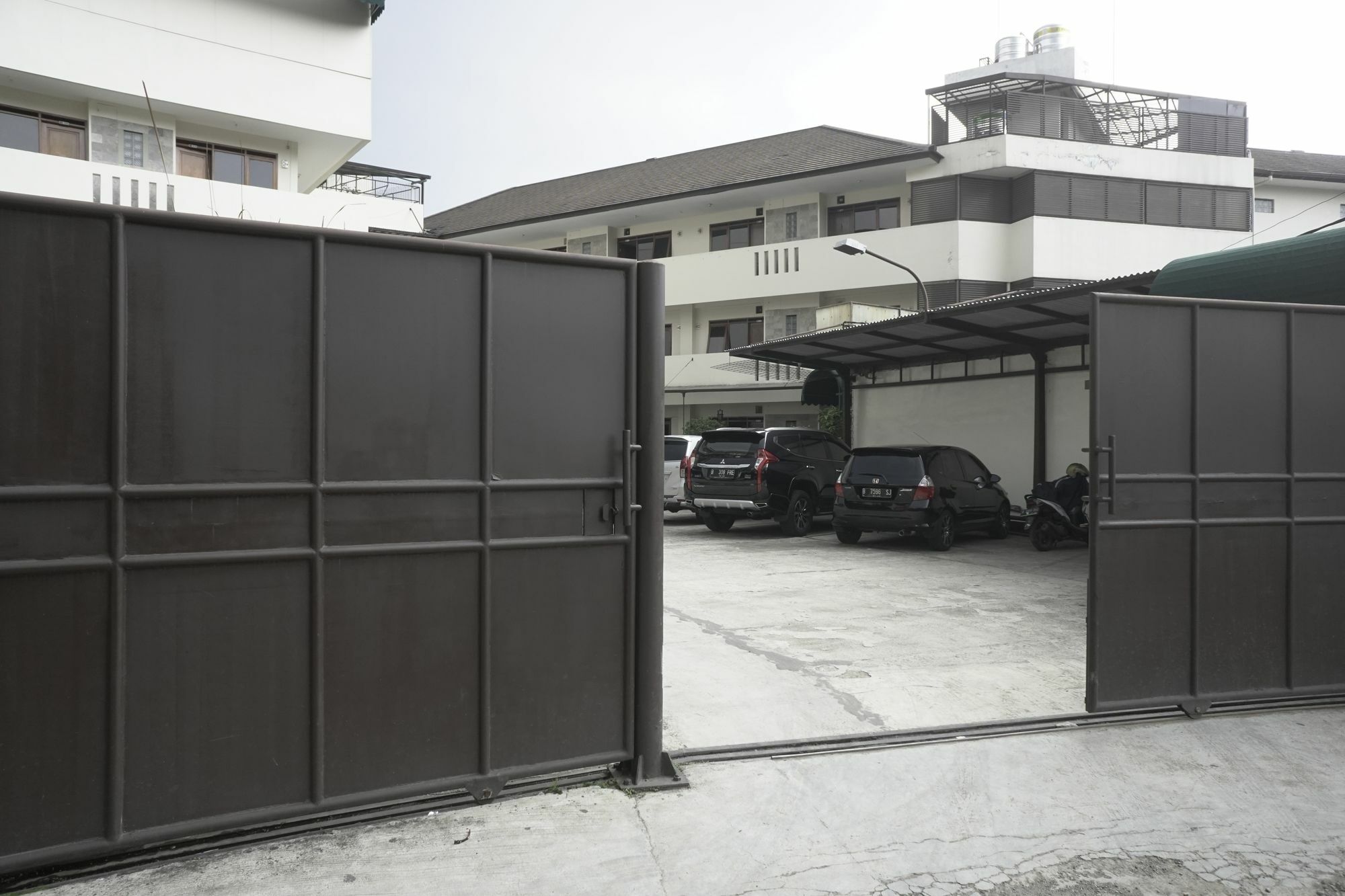 Wisma tamu Reddoorz @ Ciumbuleuit Area